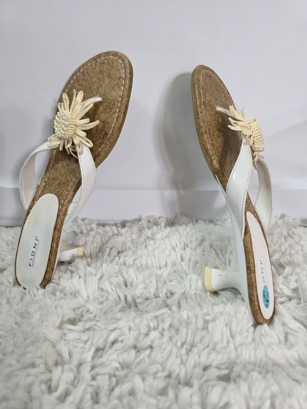 FIONI Off White Thong Heels with Cream Floral Accent, Size: 7.5